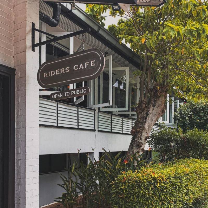 新加坡隐世咖啡厅!藏在马场里的Riders Cafe🐎 来一场慵懒偷闲早午餐,治愈那颗想旅游的心