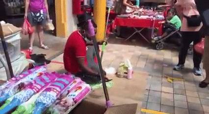 驚呆！印度小哥在新加坡街頭狂飙中文、福建話！網友跪了：比我說得好多了