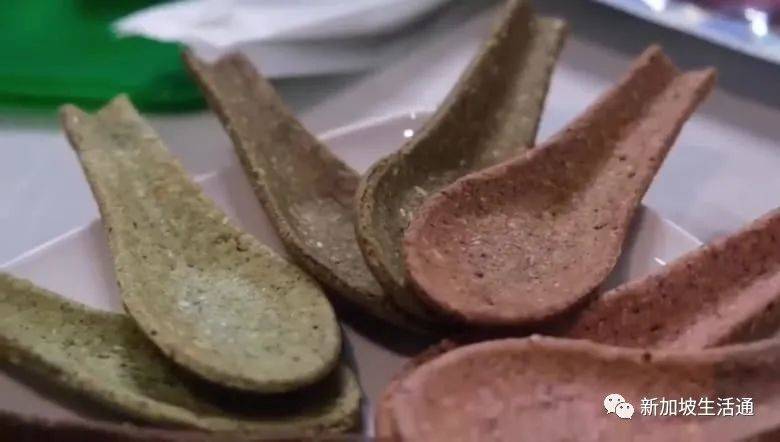 既环保又有营养，新加坡推出多种口味的可食用汤匙！你愿意使用吗