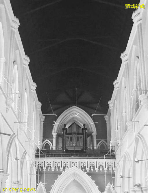 新加坡的这所教堂,被誉为是“最白”的教堂