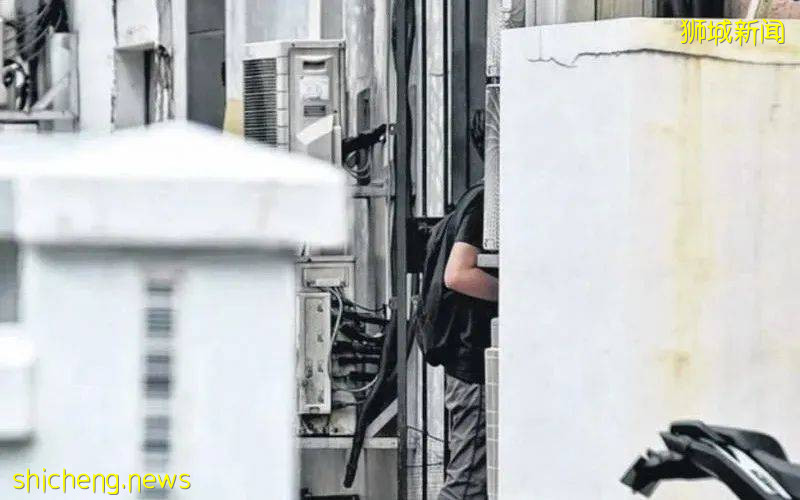 新加坡警察突袭7间按摩店,店内装潢曝光!两妇女因卖淫被捕