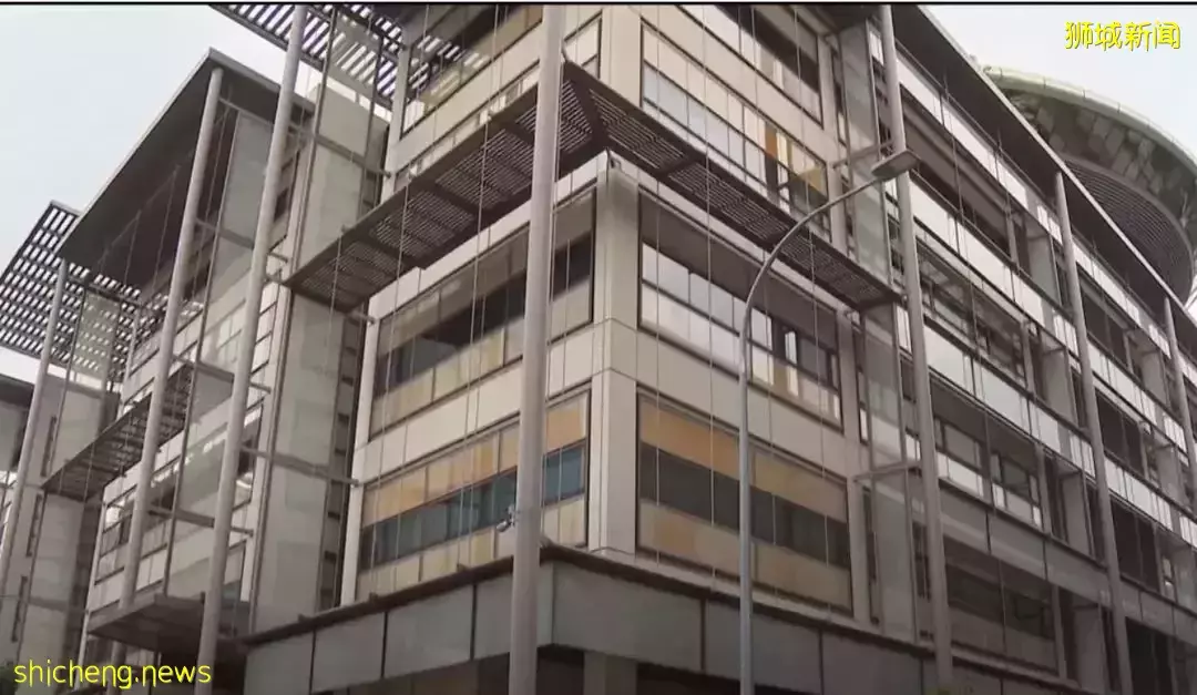 坐牢33年，最高鞭刑24下！禽獸生父性侵4個女兒十余年！新加坡這些行爲也會被鞭