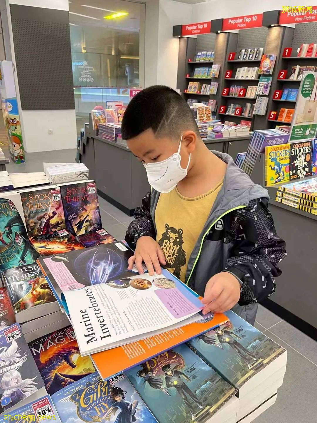 中國媽媽在普吉島陪讀，快樂教育、生活恣意，她爲什麽還要轉戰新加坡