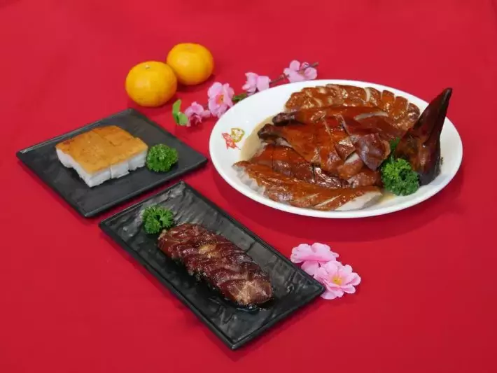 新加坡20家熱門年夜飯大盤點！打包帶回家吃安全又美味！還有早鳥預訂優惠，快來Get吧