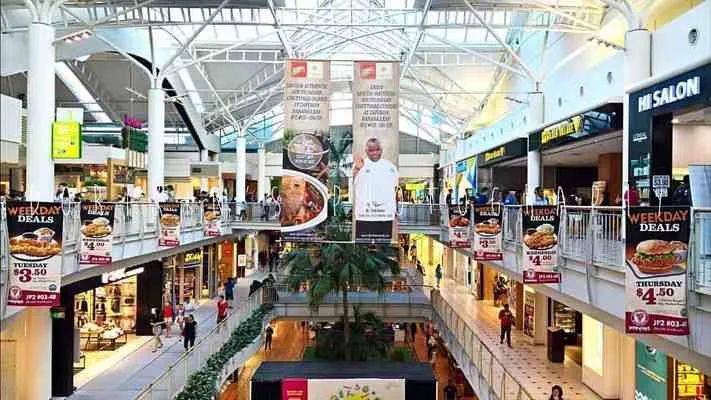 血拼！新加坡那些又大又便宜的奧特萊斯折扣店