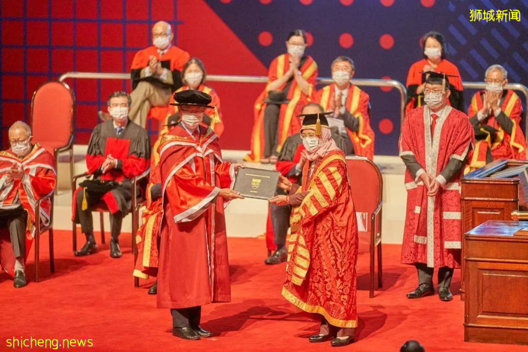 南洋理工大學舉行2021屆線下畢業典禮，新加坡總統出席