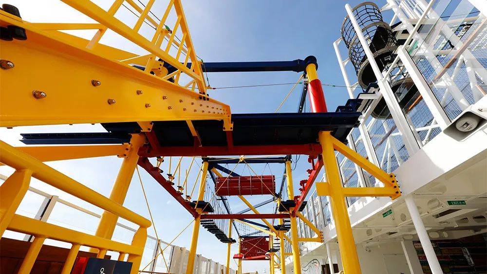 新加坡邮轮3晚$99！50米水滑梯、免费自助餐、海上烟花、魔术、舞台剧