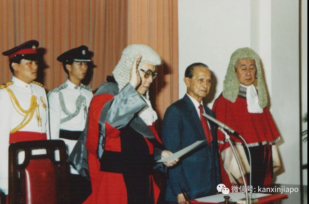 借李光耀抄笔记的他，放弃200万年薪​，让新加坡法治成亚洲第一！