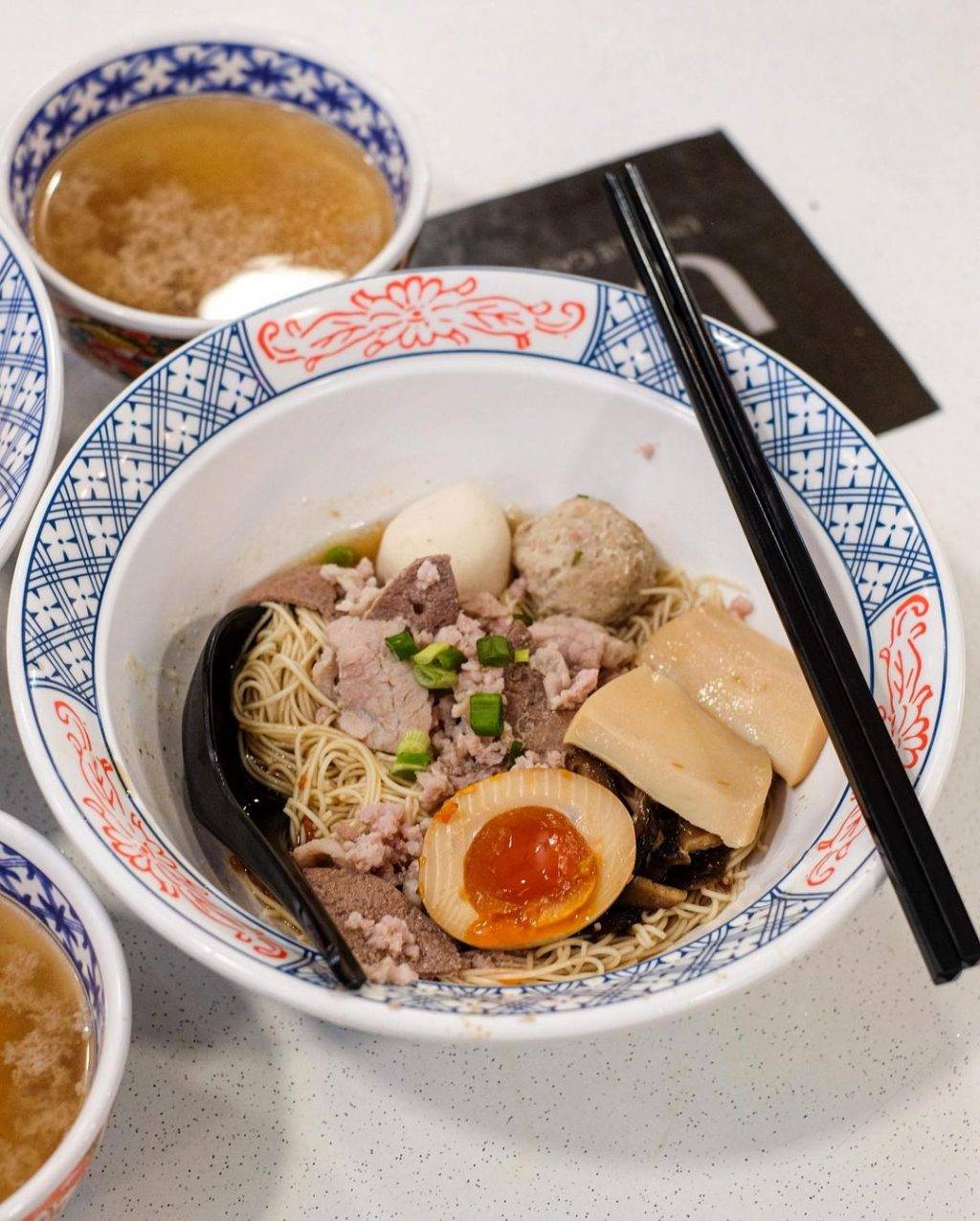 来一碗很讲究的面🍜给面子Gimee Face小面摊:走心又走胃,$6.80吃到鲍鱼面😍