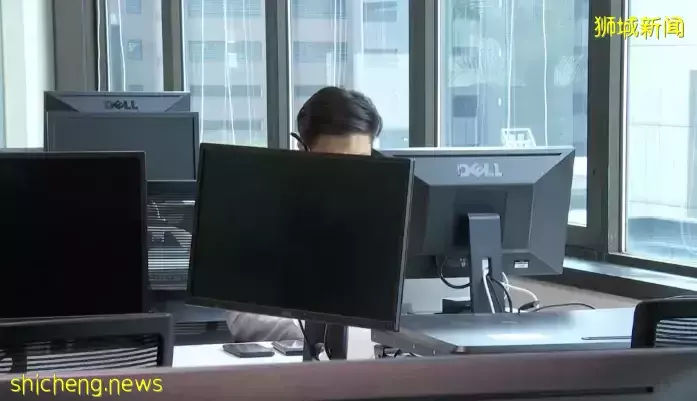 新加坡公務員並不是香饽饽？漲薪也留不住人才