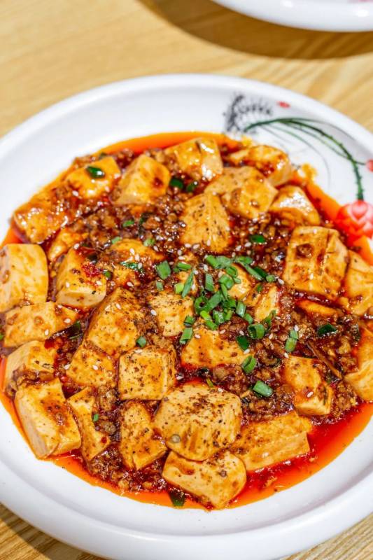 $6666大錦鯉又來了!去年火爆麻辣香鍋旗艦店又開新店了