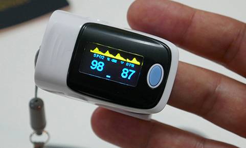 重要通知:7月5日起,新加坡公众可前往药店免费领取脉搏血氧仪