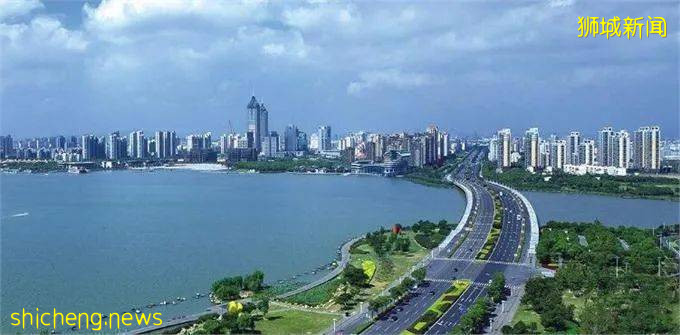 中國外交部長今訪問李顯龍!新加坡重申不會選邊站