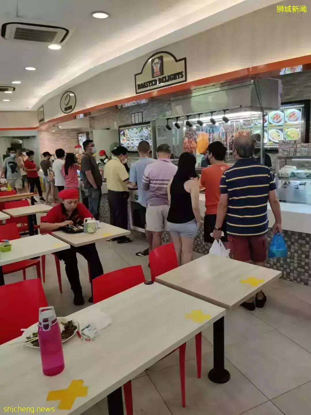 實拍周日的新加坡:商場、景點、食閣到處是人!又一波放寬政策來了