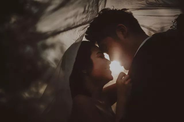 一辈子只拍一次婚纱照？那你一定会后悔！