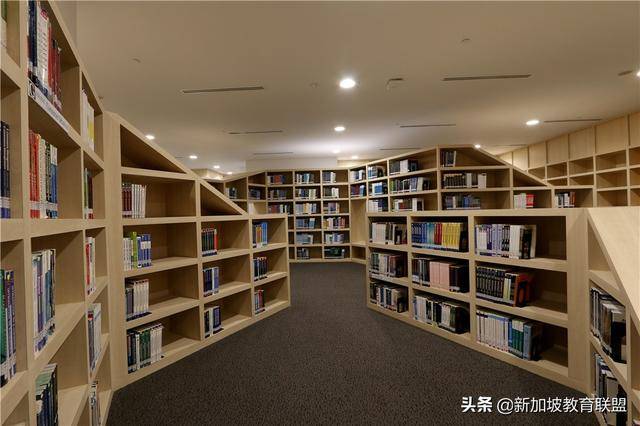 高考后留学新加坡，择校怎么办