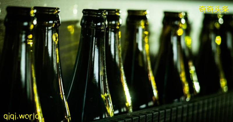 冻结发新售酒执照 两大啤酒股惨跌 !