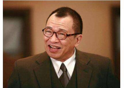 中国香港艺人许绍雄晒新加坡豪宅!网友:土豪我们做朋友吧