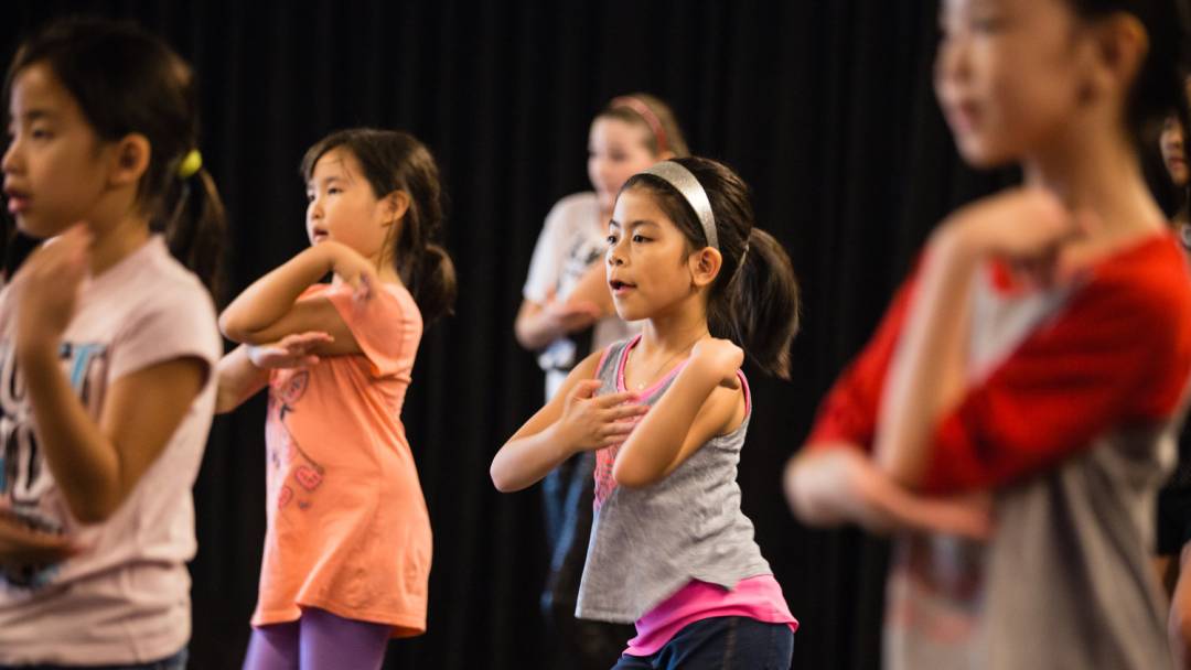 被新加坡媽媽種草!全島最全興趣班網站,手把手教你選離家近的