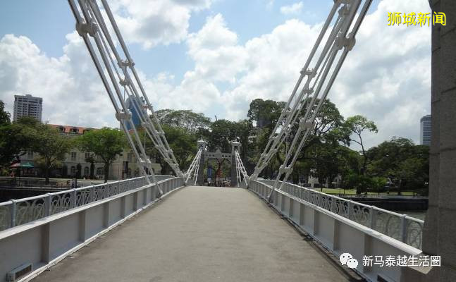 走一圈新加坡，看一遍桥，就能读一遍新加坡的历史