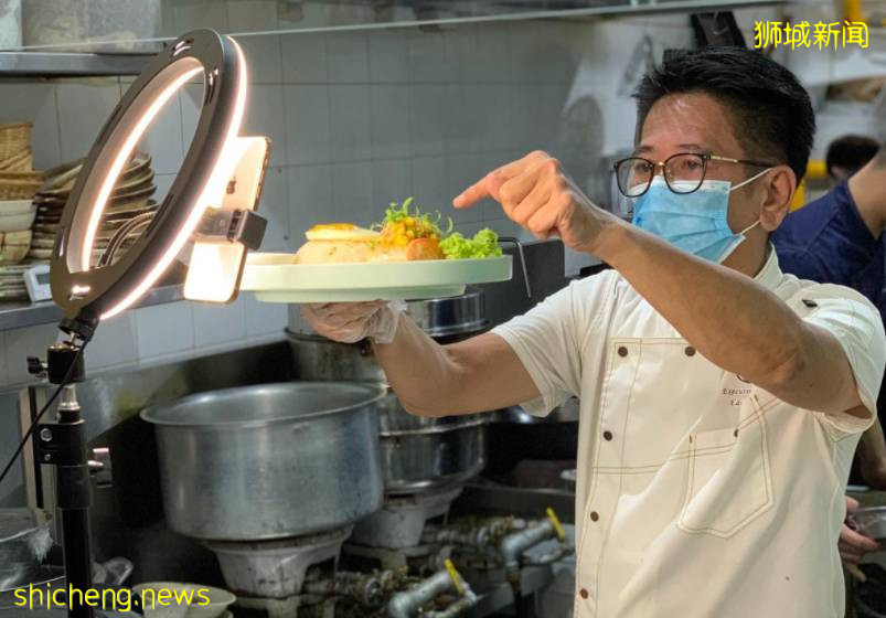 新加坡清洁工加薪导致食物涨价?小贩商联会:清洁费非关键因素