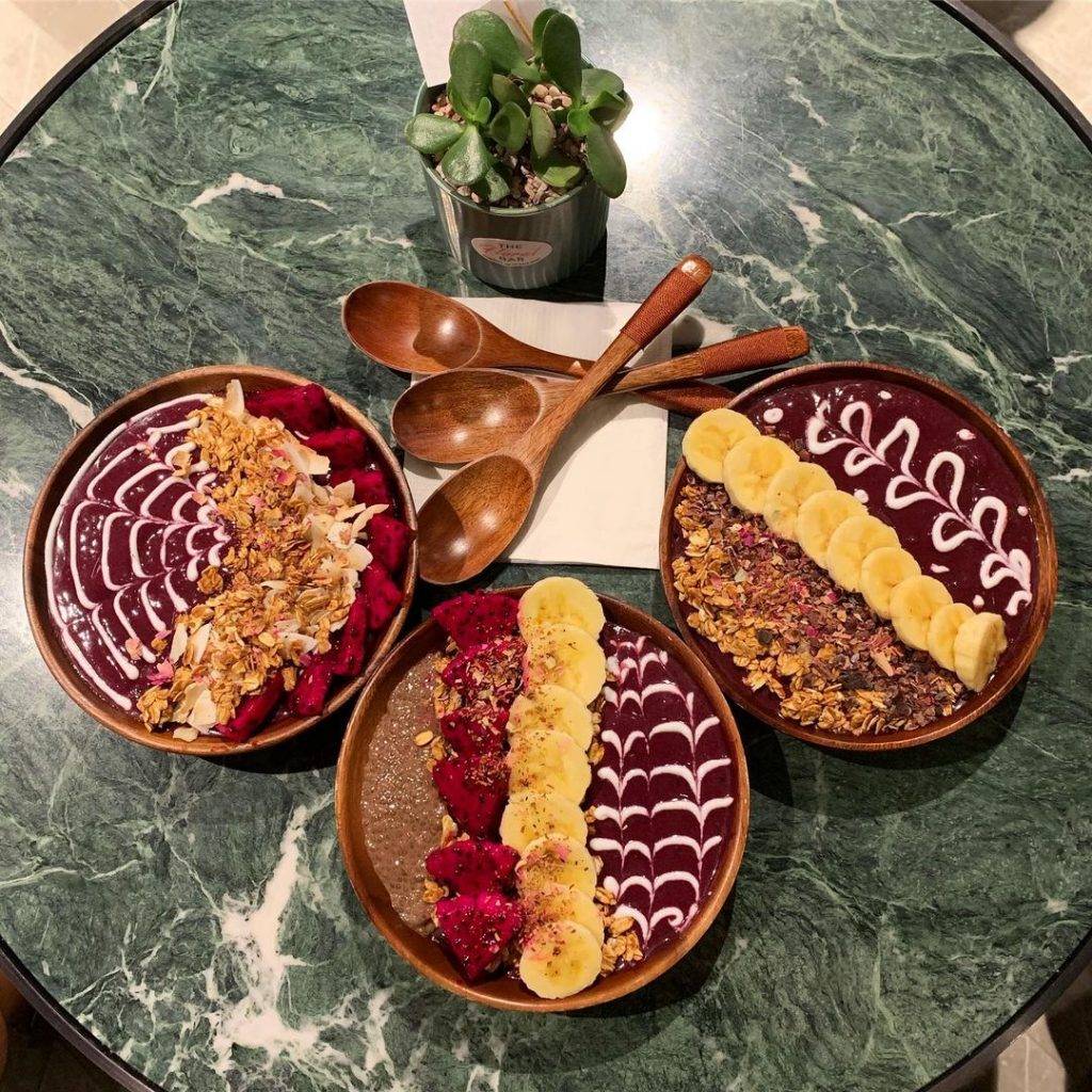 全網顔值最高的Acai Bowl✨烏節路Porcelain Cafe❤️遨遊星河宇宙、健康低脂低卡，包你能瘦還能美😏