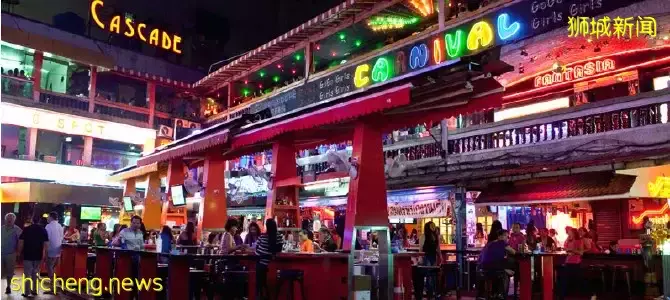 實拍!新加坡長周末人擠爆!在泰國、馬來西亞遭搶劫、被偷!網傳中國十一將開放出境遊