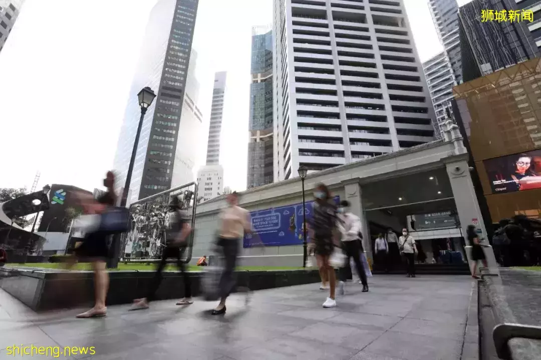 新加坡核心通胀创13年最高；八成居民：生活费会继续涨；经济师：货币政策或再收紧