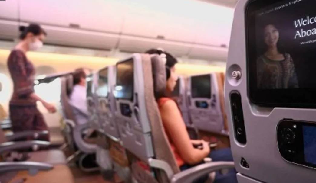 中國香港禁止從新加坡出發的新航飛機落地!發生了什麽