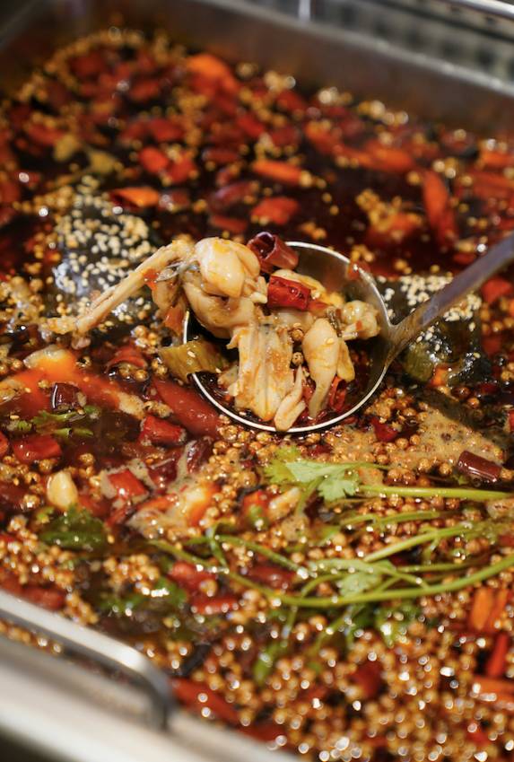 新加坡首家劇本殺火鍋店,太古裏火鍋豪送菜品大禮包+$50代金券