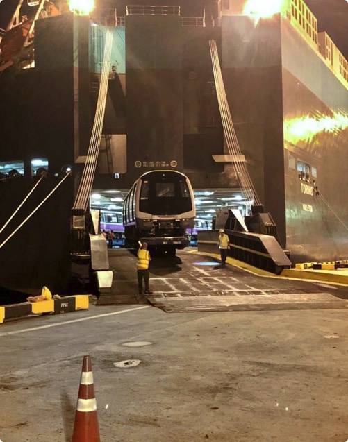 新的紫色地铁东北线从西班牙抵达，将会在2024年开始运营 