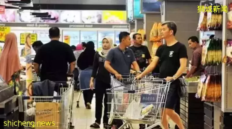 睡地板、没法洗澡!新加坡3人去马来西亚玩被关押,整整7天!这些坑一定要避开