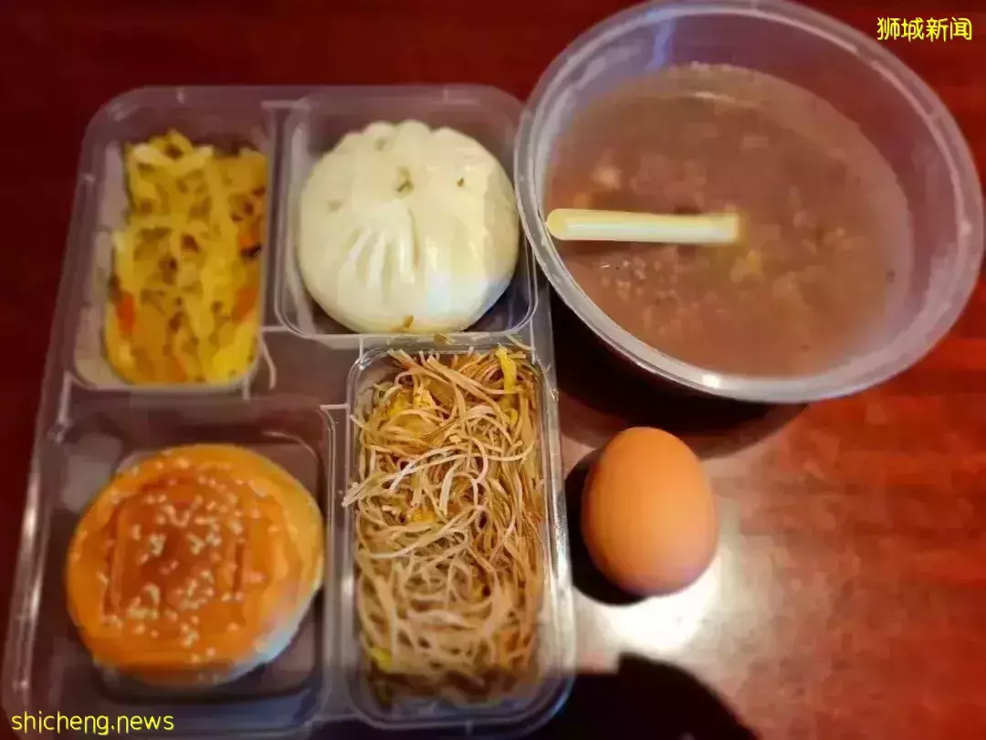 “这个春节,我终于从新加坡回到了中国”