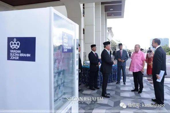 新加坡750万个免费口罩马国派发,260台自动贩卖机布满柔佛州