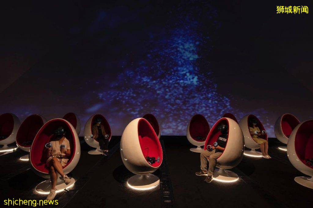 ArtScience Museum“VR Gallery”沉浸式體驗！戴好頭盔、穿進虛擬世界，感受超現實藝術作品💫