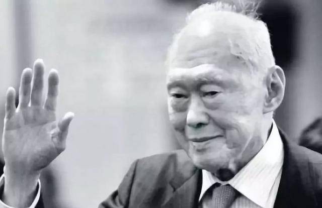 李光耀：未来欧洲摆脱不了变为配角的困境，这是它无可挽回的命运