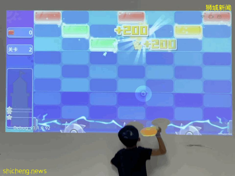 高科技！新加坡家庭必備的宅家神器，運動、教育、遊戲、投影儀功能......都有