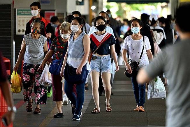 系列冠病防疫措施 强制戴口罩最难适应