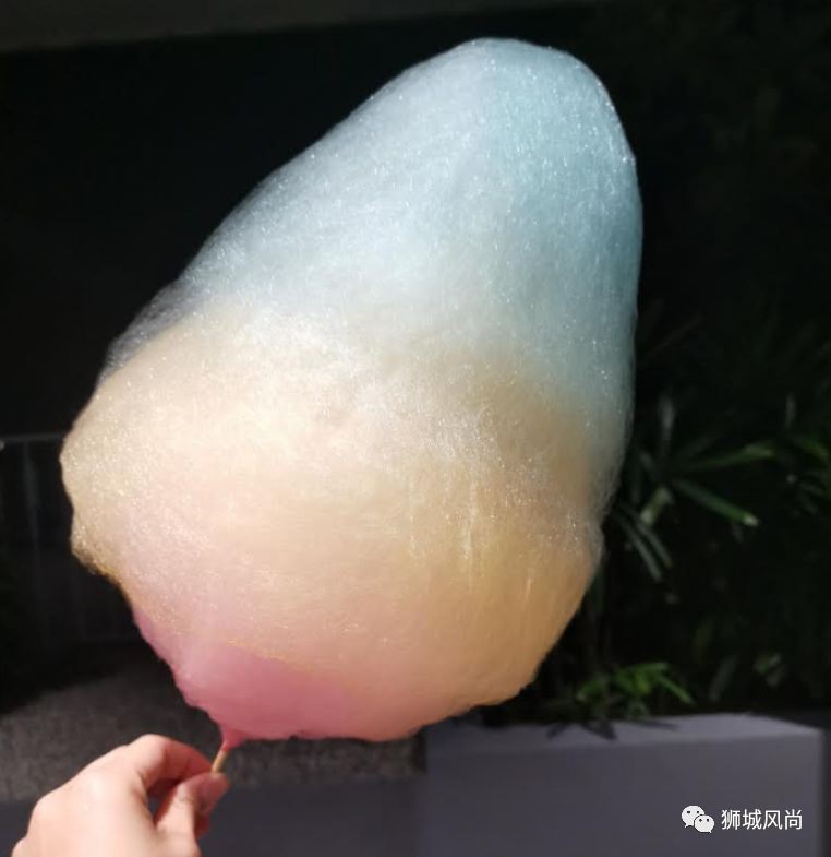 Kallang Wave has giant candy floss, snowman cups &amp; cupcake tree