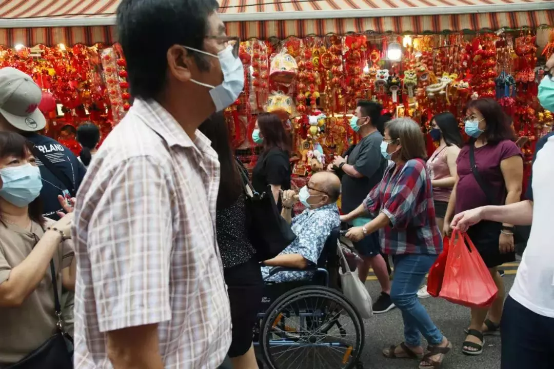 突发一波新政!这类人入境新加坡免隔离、免检测!日增或即将破万,医院又禁探访