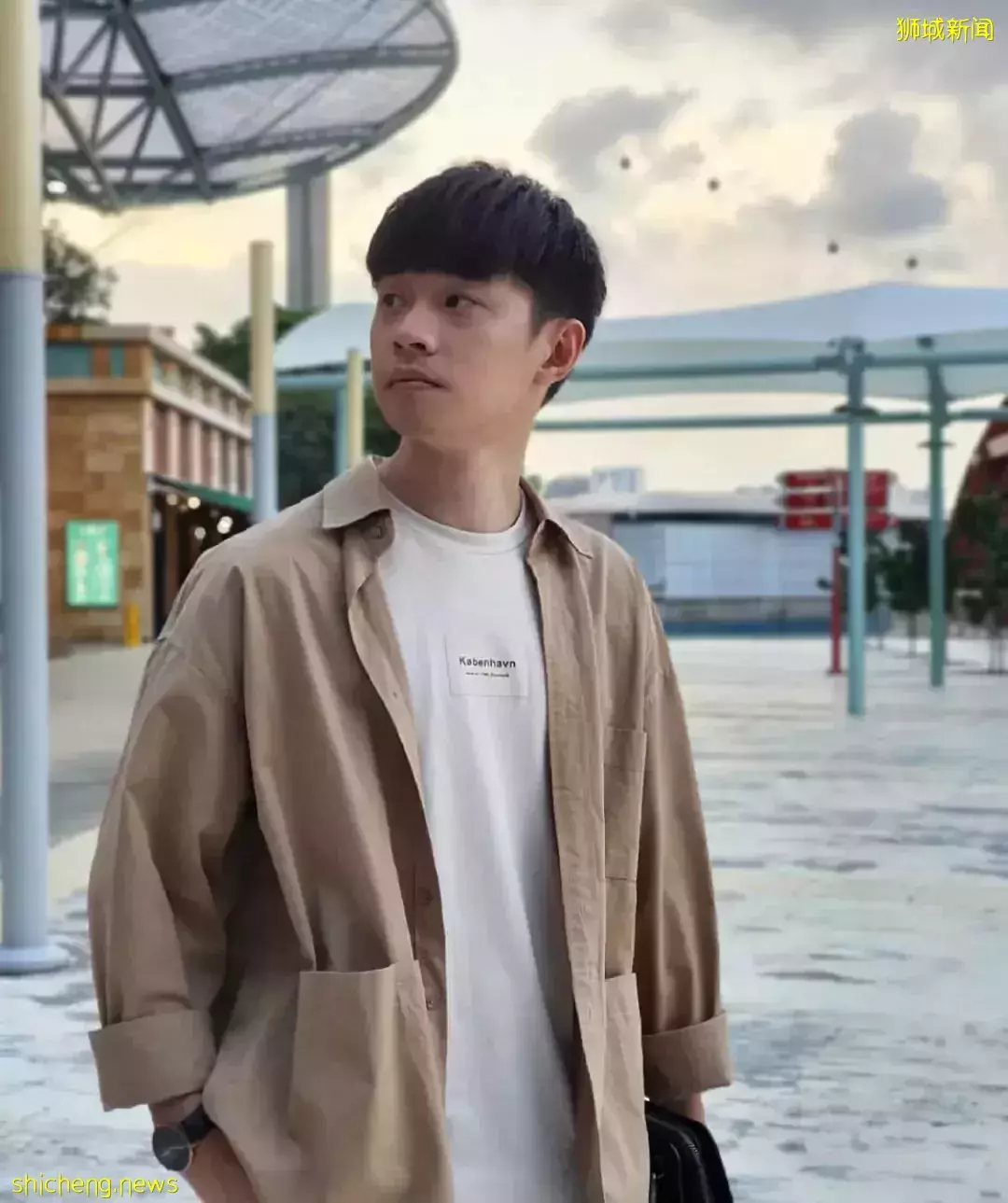 国泰戏院外街头歌手黄长俊遭前女友爆料 “他是爱情骗子”！黄长俊社媒发贴文道歉