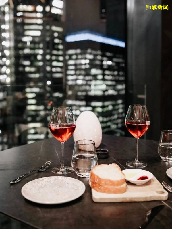 想要在新加坡的餐廳點酒不踩坑,這些你應該需要