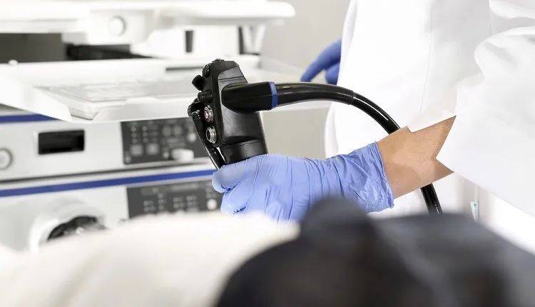 在新加坡体检知多少?不同年龄应关注哪些项目