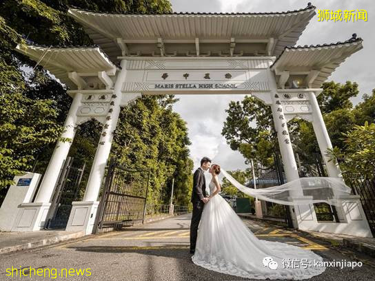 这所学校的牌坊将被拆除,据说“蓝白瓷砖特别从中国运来的”