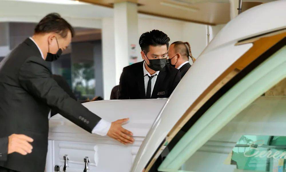 重磅!新加坡刚发布一波解封政策!第三阶段快结束了