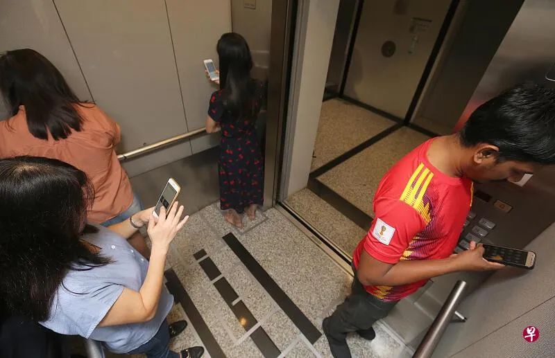 新加坡出台新防疫措施 促民众保持距离减互动