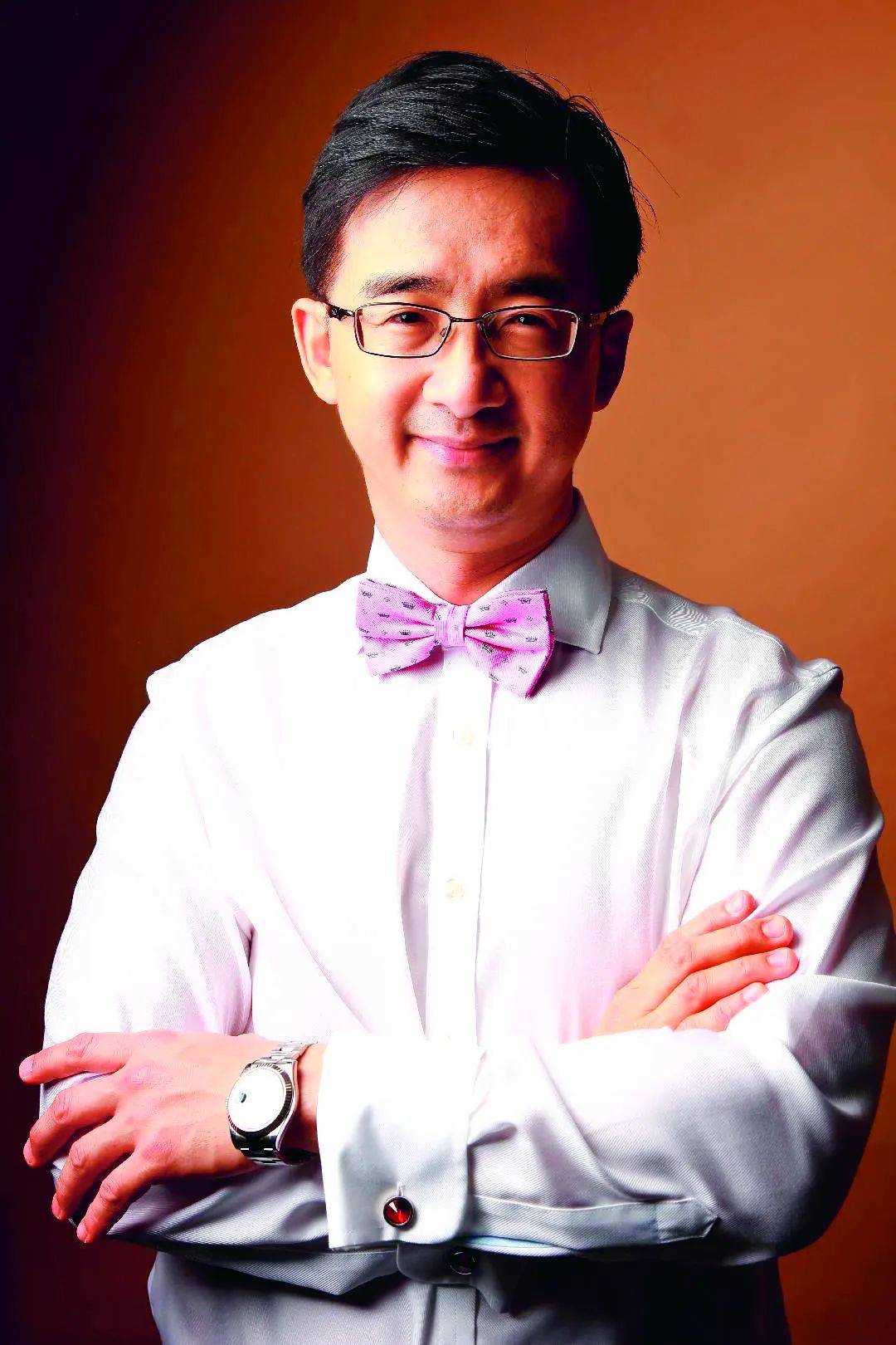 韦俊韬医生仁心背后的自强