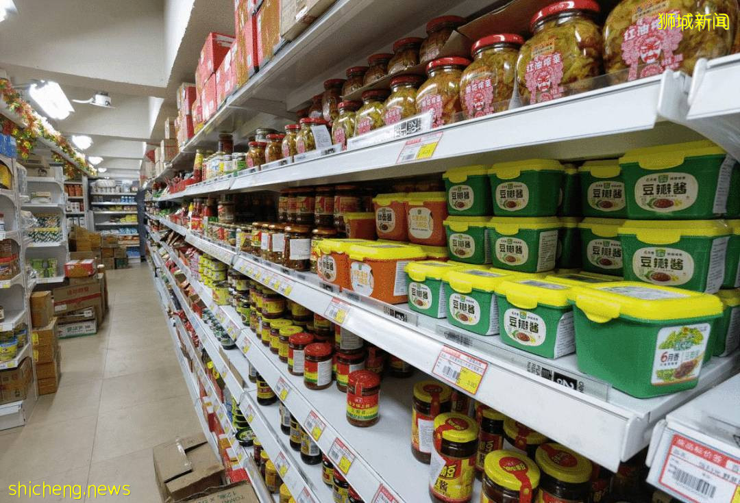 新加坡再次解封後，這家中國超市火了！80多種海鮮$2起！小龍蝦辣條包點東北大米扛回家