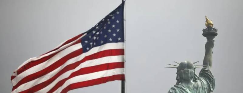 大幅裁员、降薪！新加坡不再欢迎外国人？80%的新加坡人却这样想