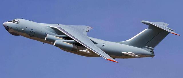 一脚油门就出境!弹丸之地新加坡为何买空中加油机,作用无可替代